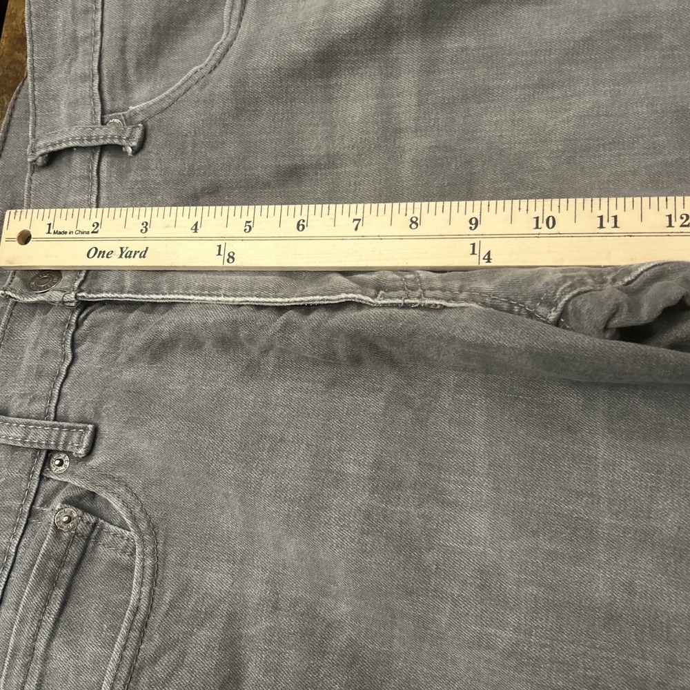Levi's 541 Men's 33x32 Gray Jeans Athletic Taper Stretch Denim - Picture 9 of 11